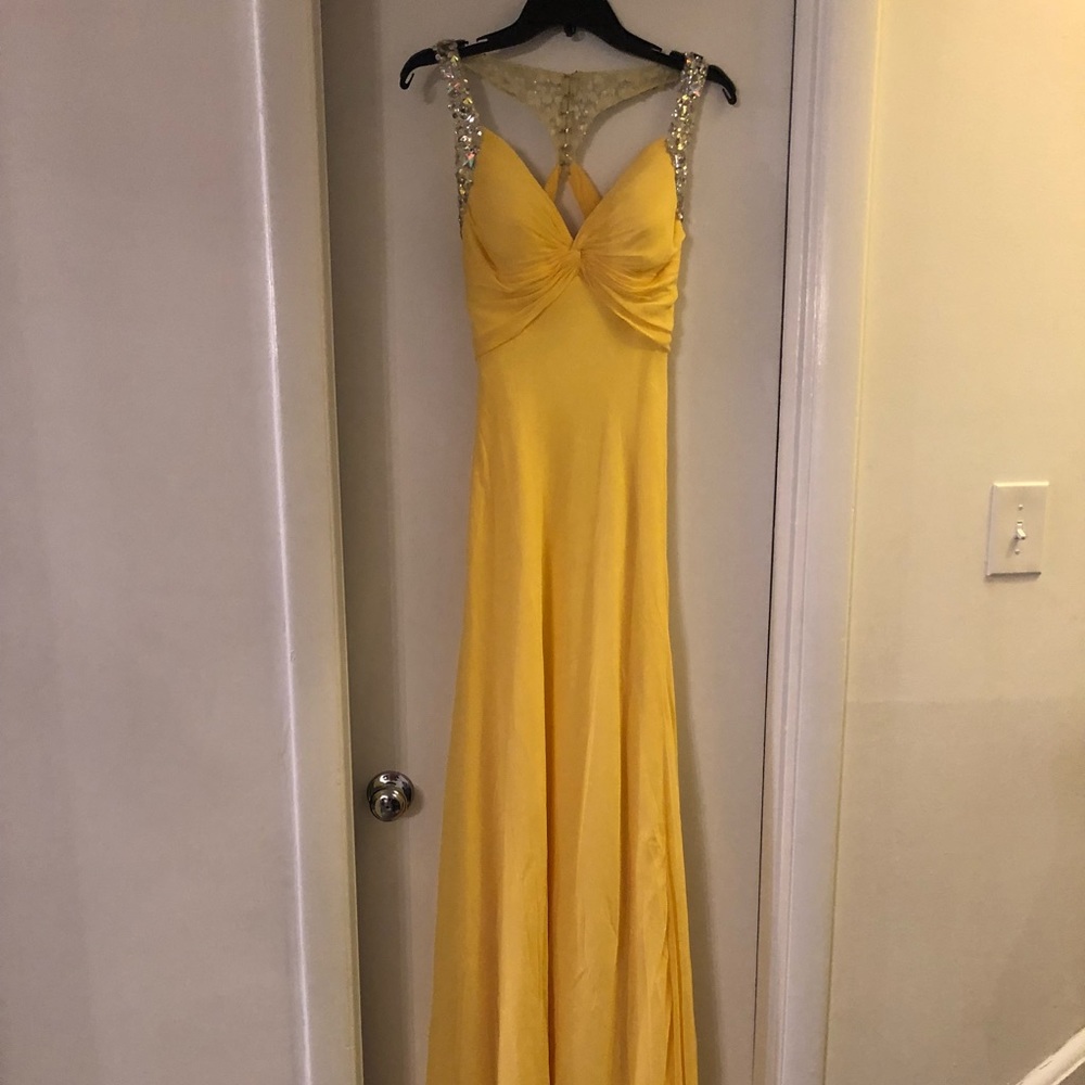 yellow gown jewel appliqué